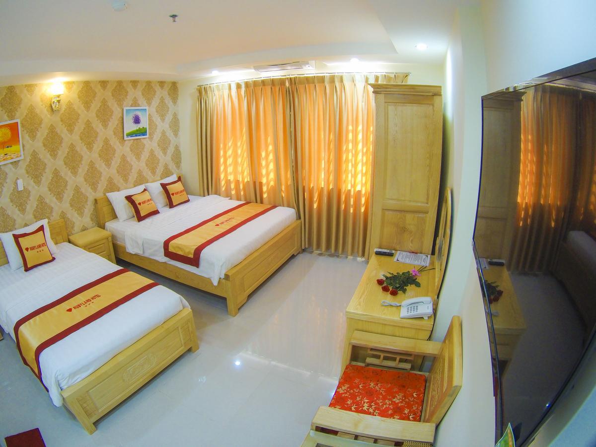 Ruby Land Hotel Вунгтау Экстерьер фото