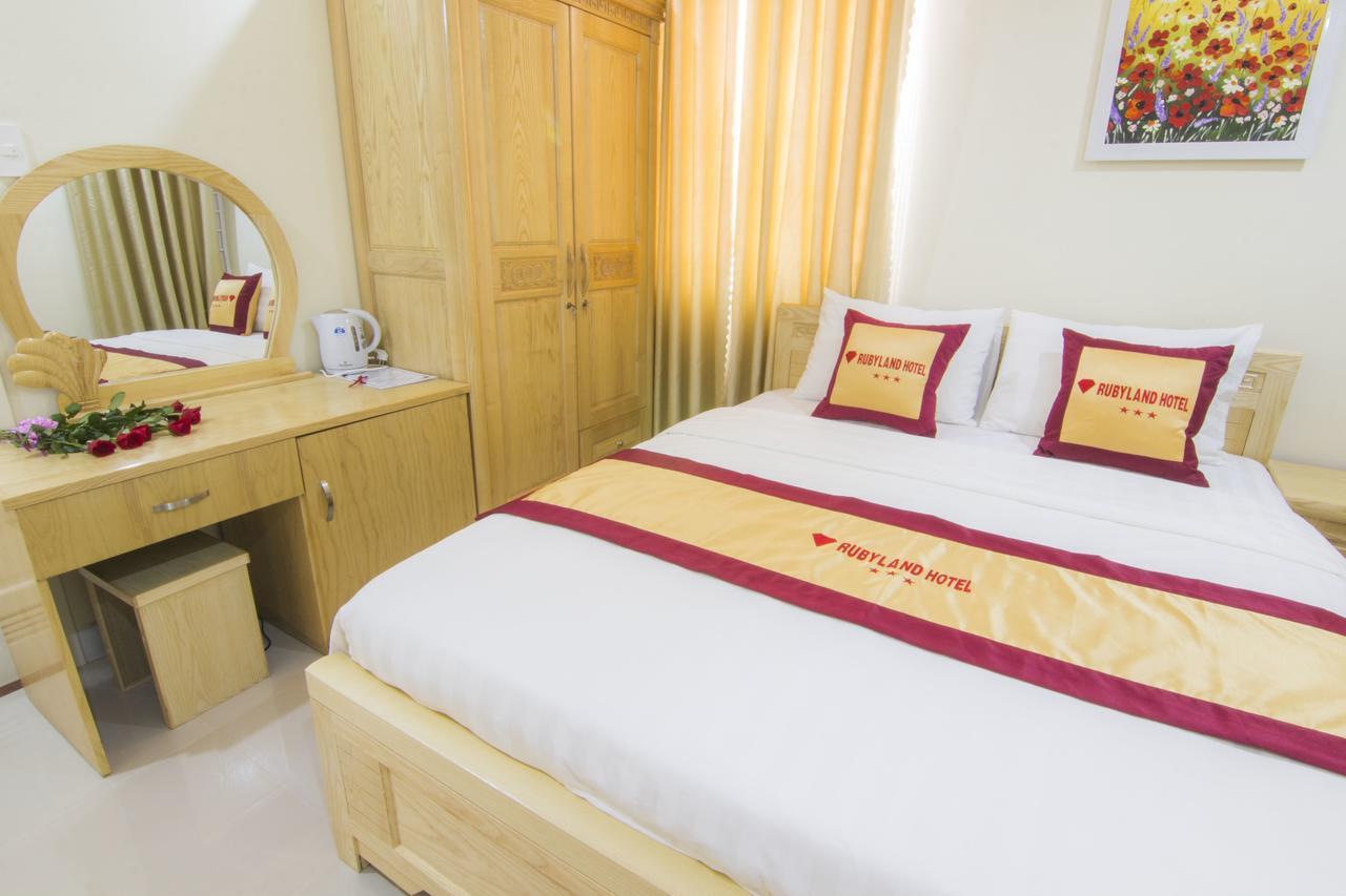 Ruby Land Hotel Вунгтау Экстерьер фото